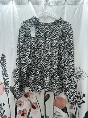 Maurices Black & White Abstract Smocked Peplum Blouse